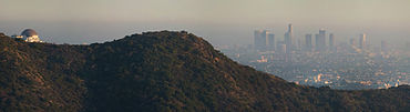 Smog hanging over Los Angeles