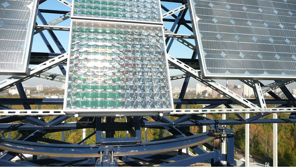 SPhotovoltaic power system on the roof of the St. Petersburg Academic University - Nanotechnology Centre of RAS.ee caption for image description.