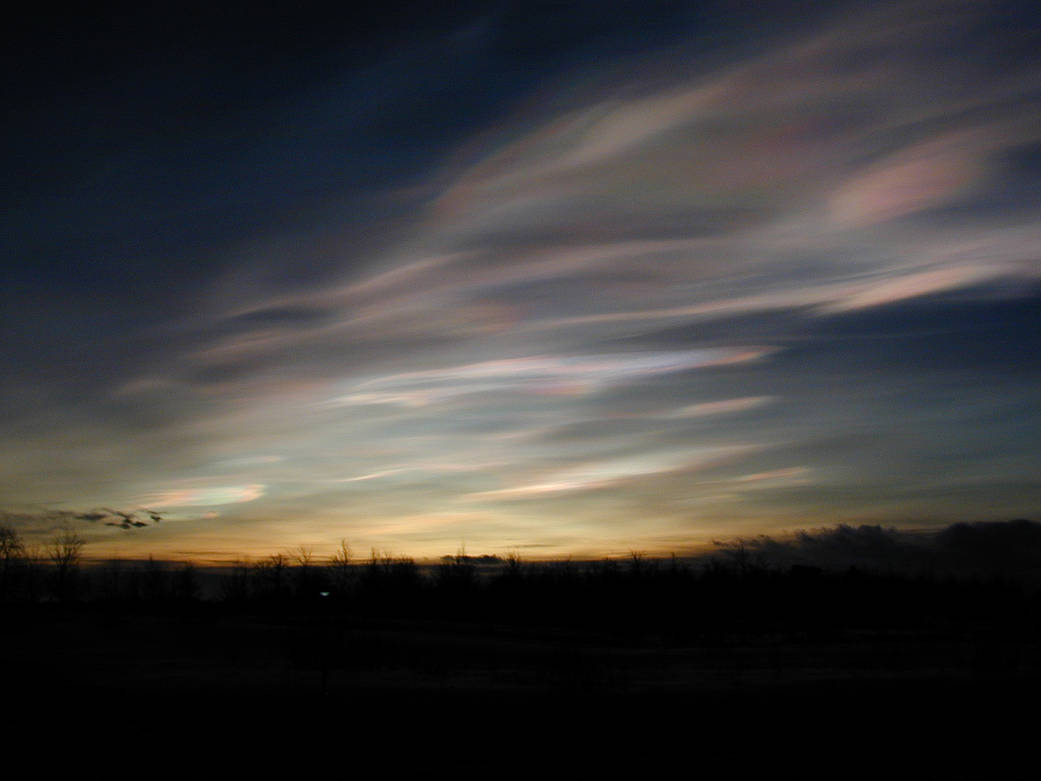 Photograph of polar stratospheric clouds.